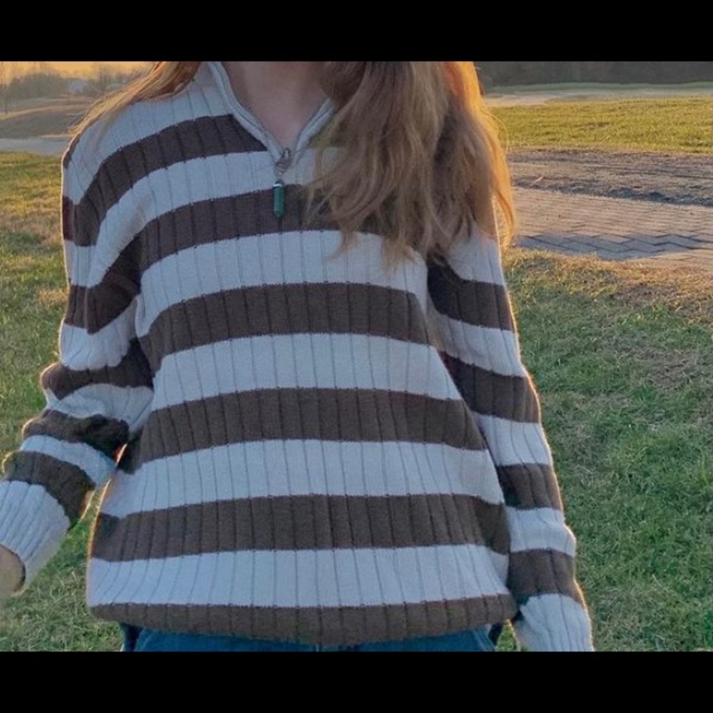 white & brown striped sweater with zipper kids XL